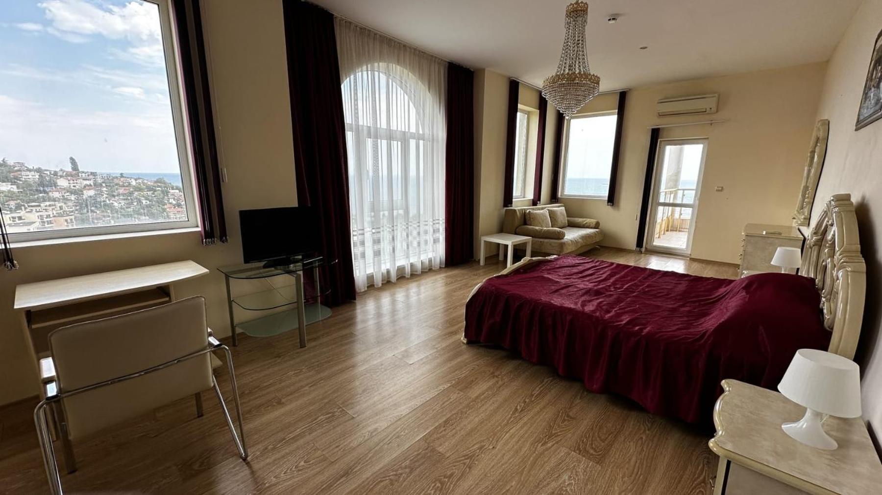 Quartz Hotels Varna Briz Exterior photo